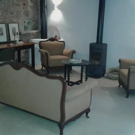 Chalet La Badenca. Masia Catalana Del S. Xvii *